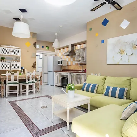 Los Moxaicos, Tenerife