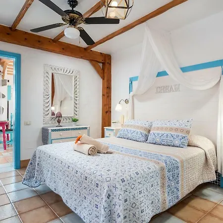 Los Moxaicos, Tenerife