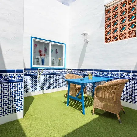 Los Moxaicos, Tenerife * Costa Del Silencio