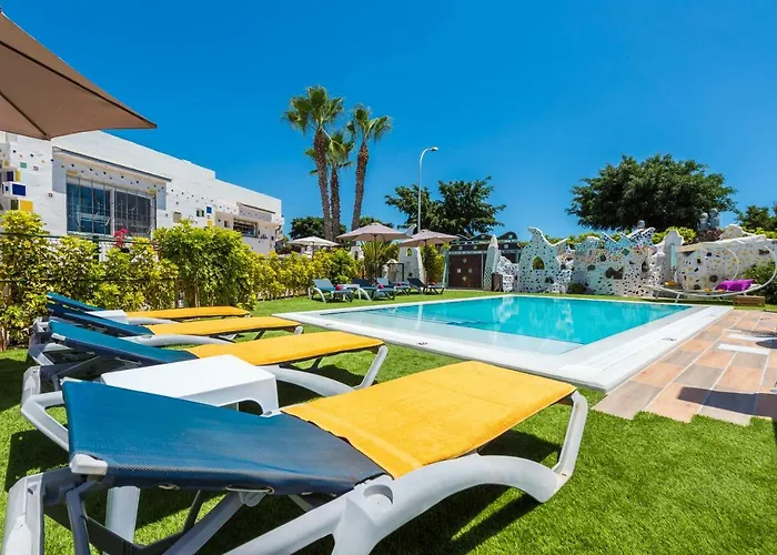 Los Moxaicos, Tenerife * Costa Del Silencio